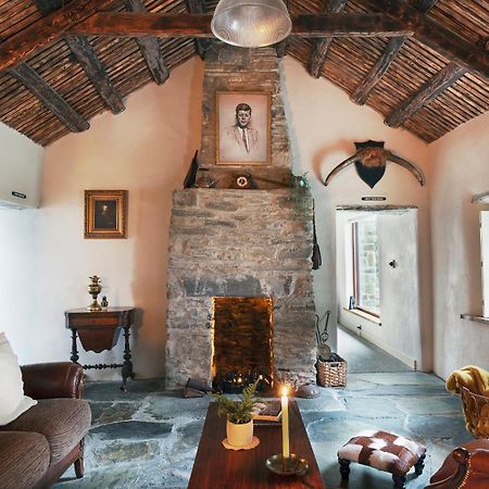 Secluded Thatched Cottage, Near Beaches & Hill Walking Rashenny Экстерьер фото